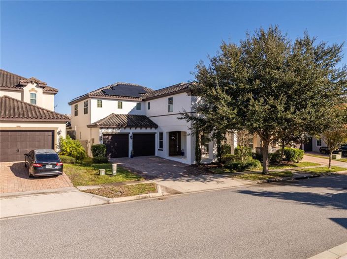 Image No.2-4 Bed House for sale