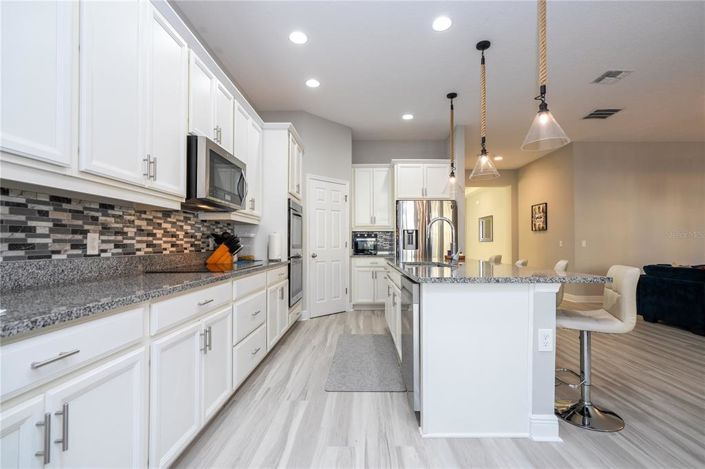 Image No.29-4 Bed House for sale