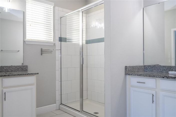 Image No.46-4 Bed House for sale