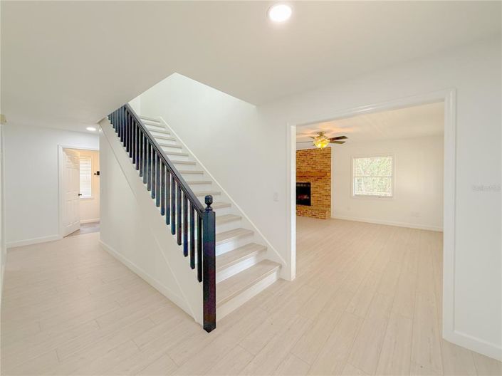 Image No.21-3 Bed House for sale