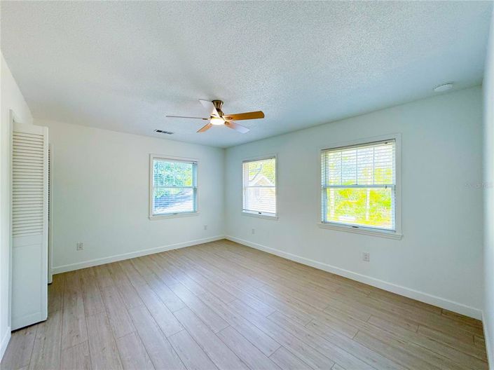 Image No.50-3 Bed House for sale