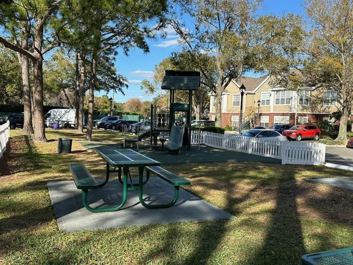 Image No.24-2 Bed Apartment for sale