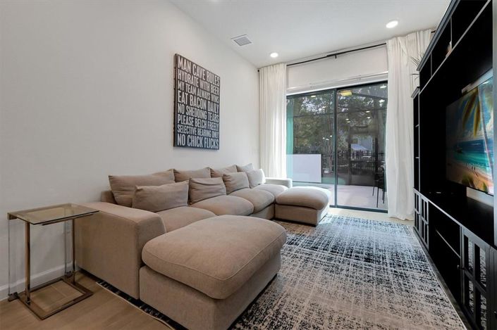 Image No.5-Maison de ville de 5 chambres à vendre à Saint John