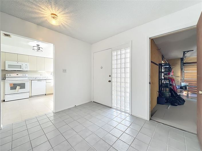 Image No.13-3 Bed House for sale