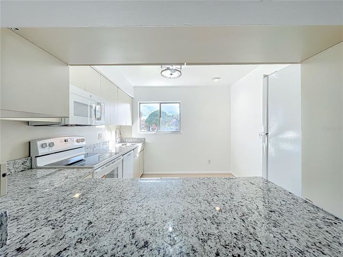 Image No.20-3 Bed House for sale