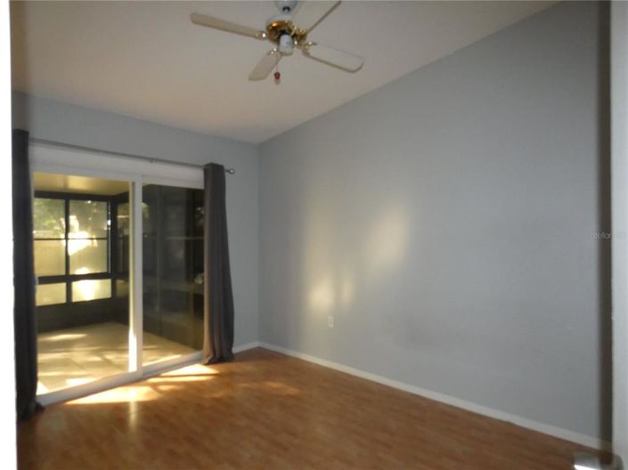 Image No.13-3 Bed Townhouse for sale