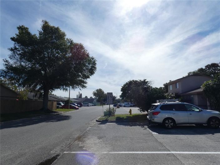 Image No.19-3 Bed Townhouse for sale