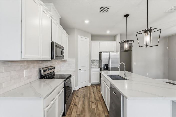 Image No.11-4 Bed House for sale