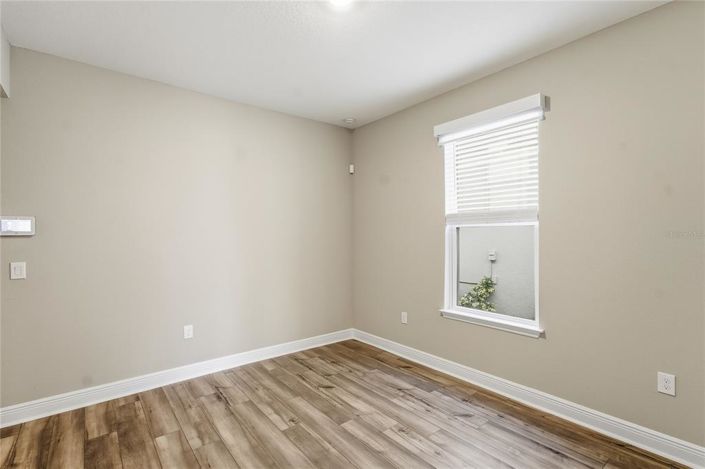 Image No.21-4 Bed House for sale