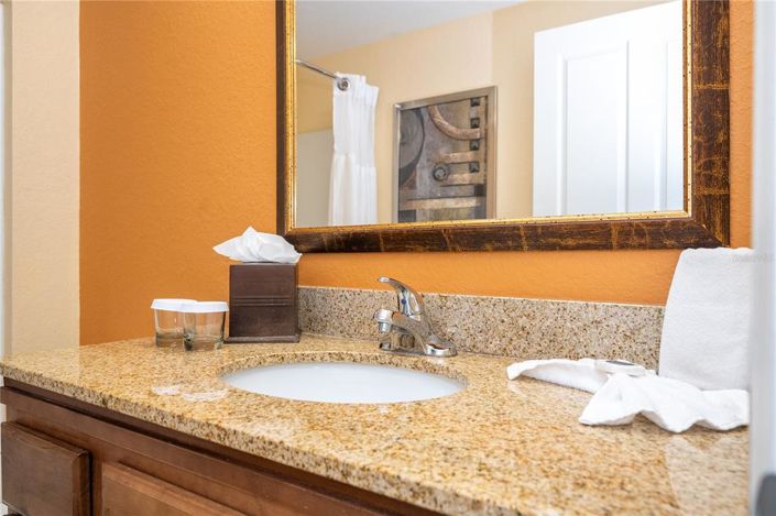 Image No.28-2 Bed Apartment for sale