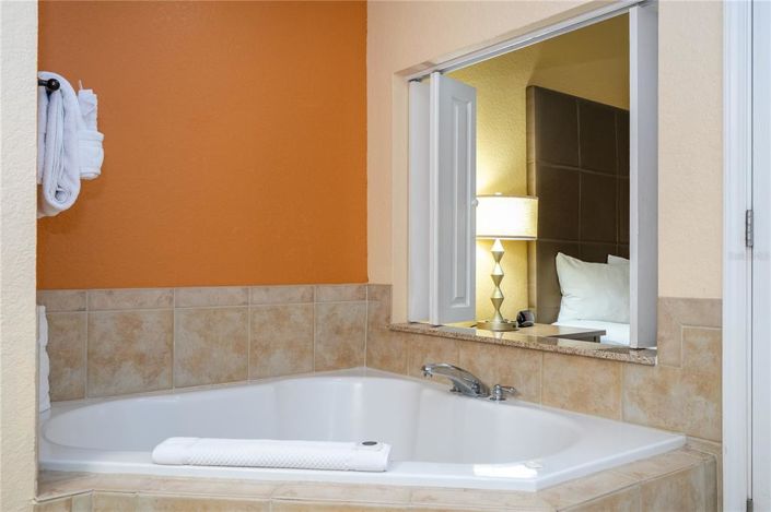 Image No.52-2 Bed Apartment for sale