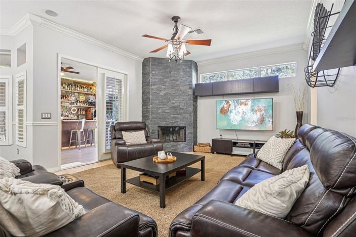 Image No.10-4 Bed House for sale