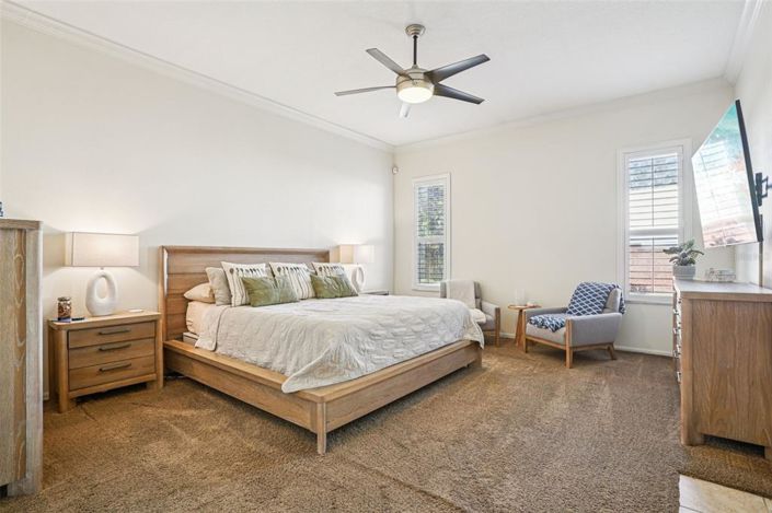 Image No.18-4 Bed House for sale