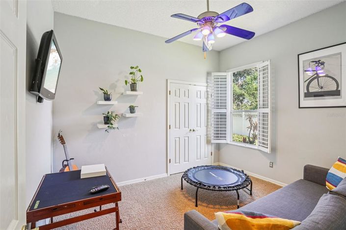 Image No.26-4 Bed House for sale