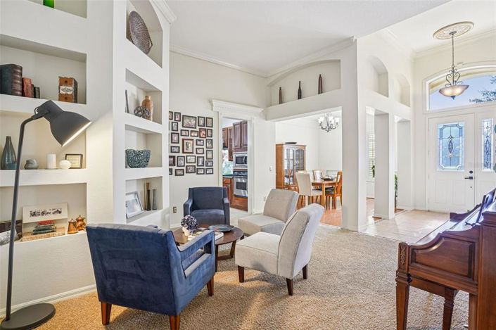 Image No.6-4 Bed House for sale