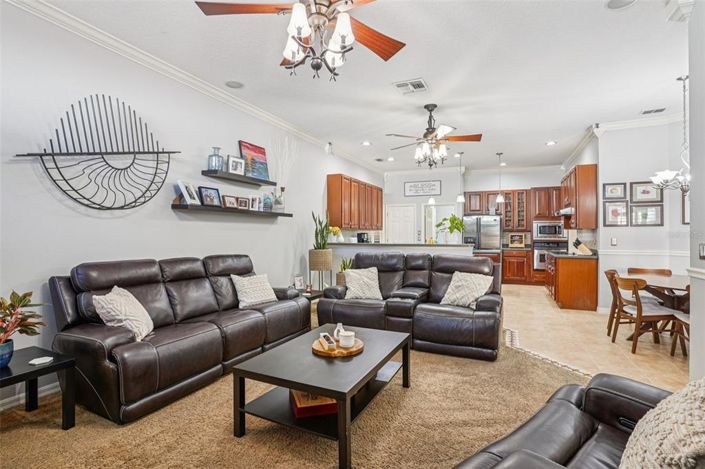 Image No.9-4 Bed House for sale