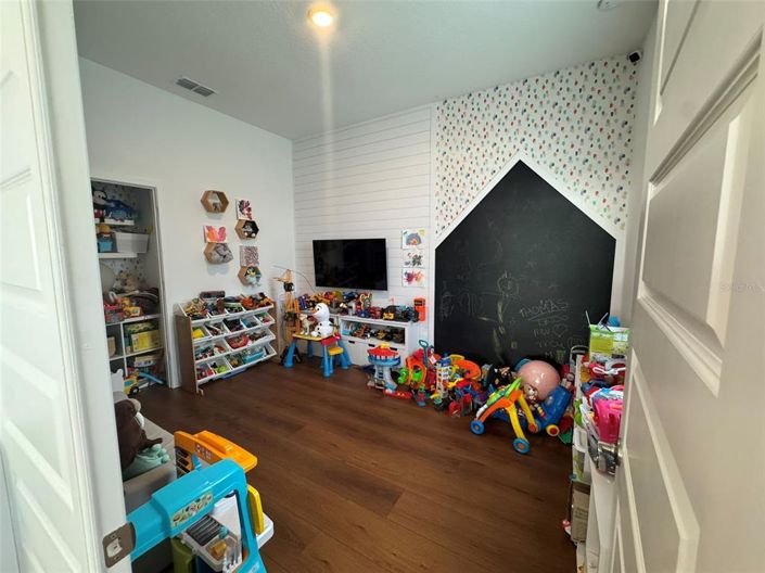 Image No.21-4 Bed House for sale