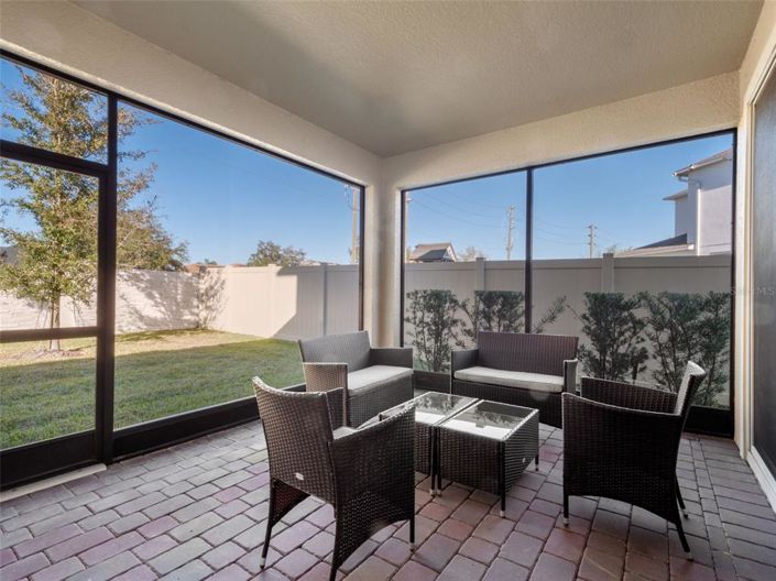 Image No.24-5 Bed House for sale