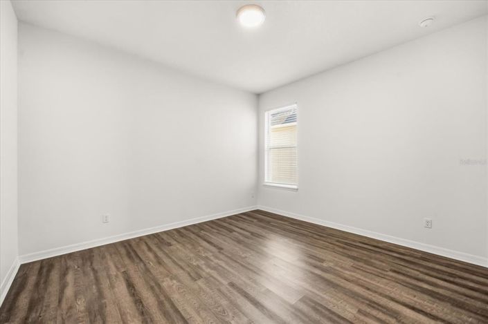 Image No.19-4 Bed House for sale