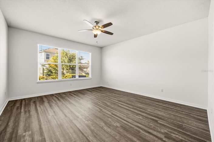 Image No.24-4 Bed House for sale