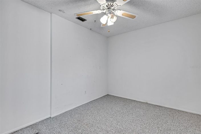 Image No.18-Maison de 2 chambres à vendre à Saint John