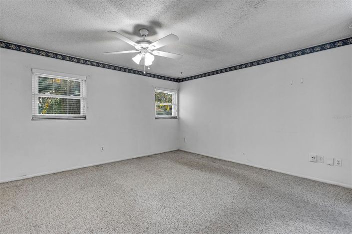 Image No.19-Maison de 2 chambres à vendre à Saint John