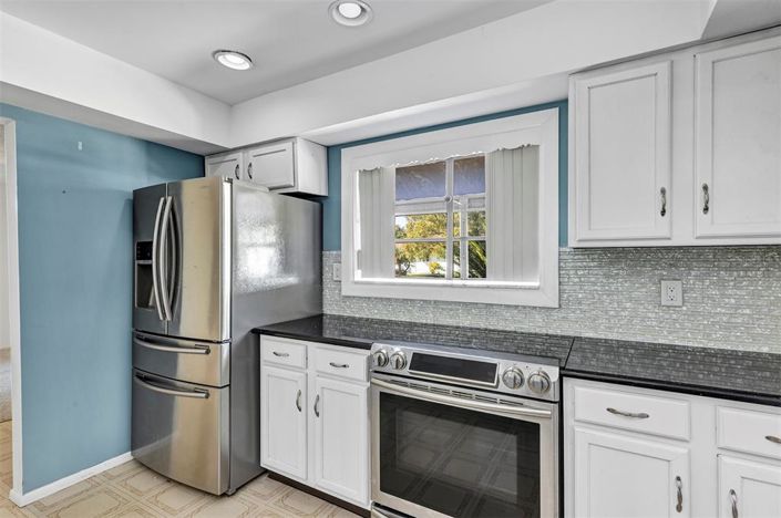 Image No.6-Maison de 2 chambres à vendre à Saint John