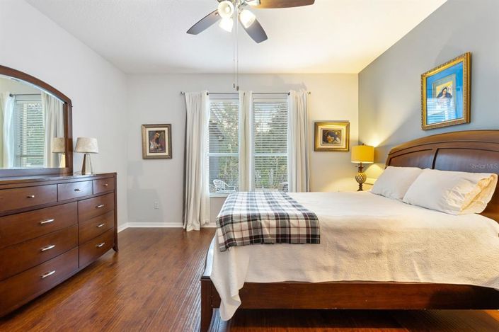 Image No.16-3 Bed House for sale