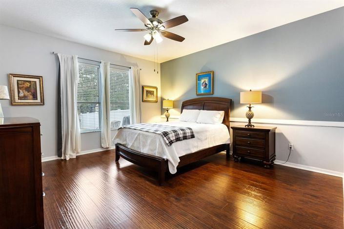 Image No.17-3 Bed House for sale