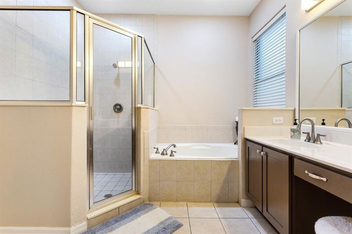 Image No.19-3 Bed House for sale