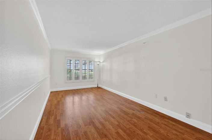 Image No.33-4 Bed House for sale