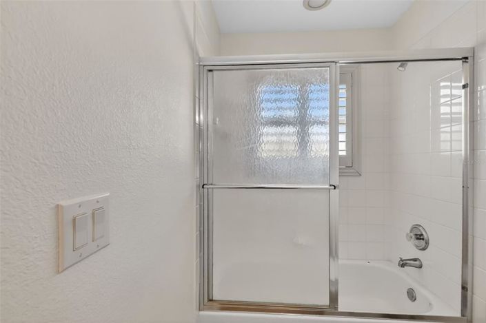 Image No.37-4 Bed House for sale