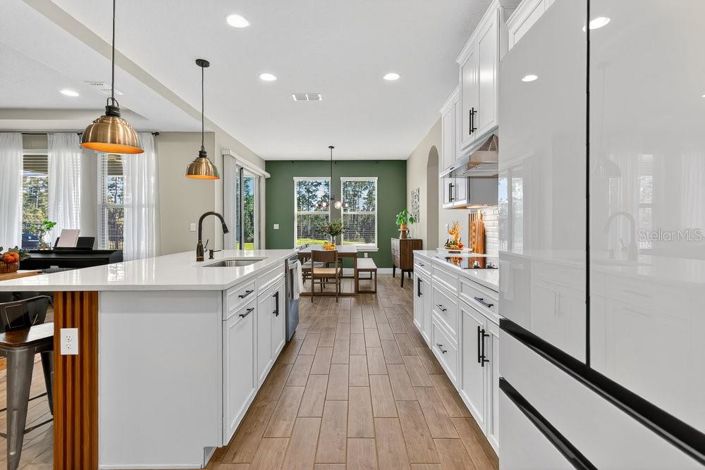 Image No.10-5 Bed House for sale