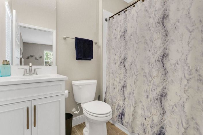 Image No.28-5 Bed House for sale