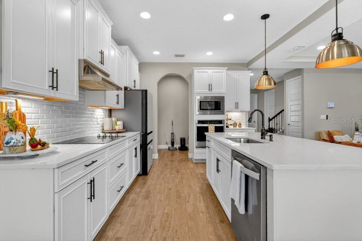 Image No.9-5 Bed House for sale