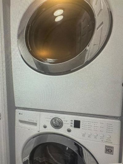 Image No.13-4 Bed Townhouse for sale