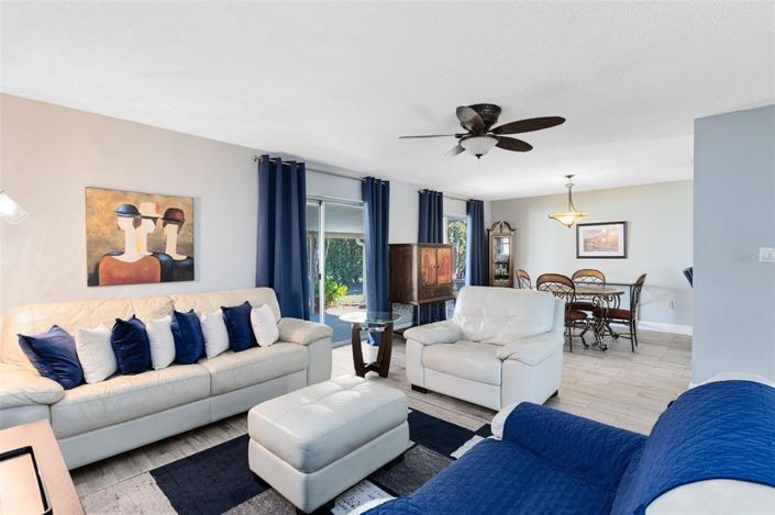 Image No.10-2 Bed House for sale