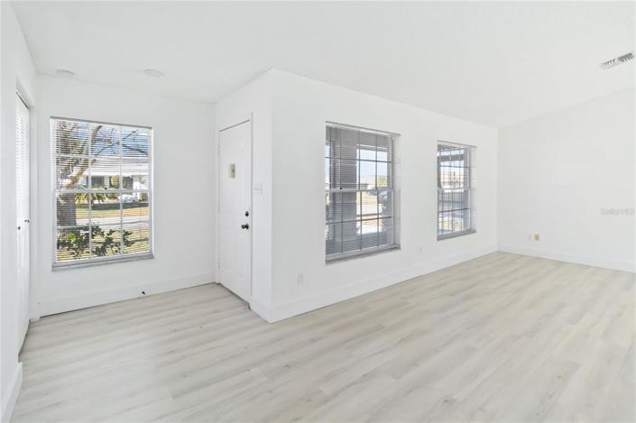 Image No.6-Maison de 2 chambres à vendre à Saint John