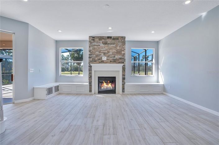 Image No.22-4 Bed House for sale