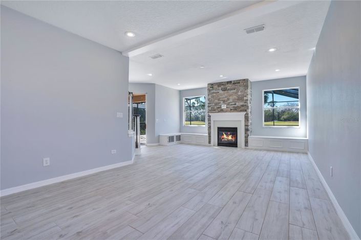 Image No.23-4 Bed House for sale