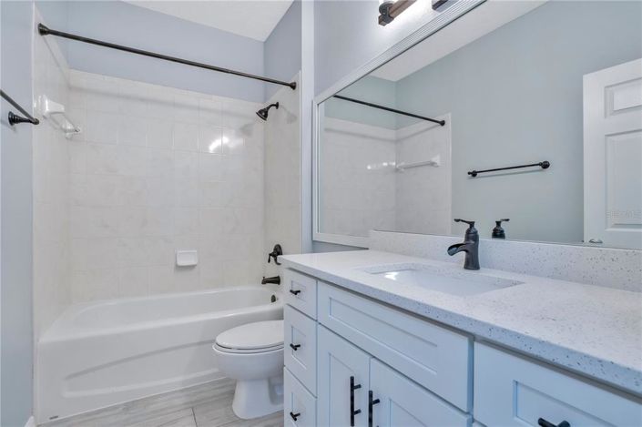 Image No.24-4 Bed House for sale