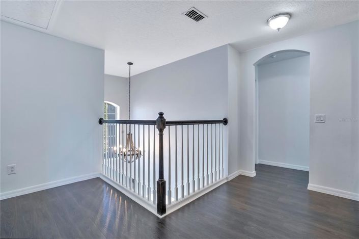 Image No.26-4 Bed House for sale