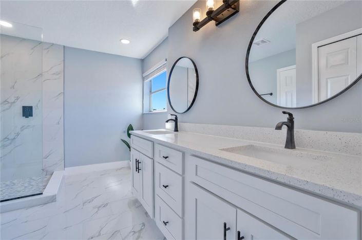 Image No.27-4 Bed House for sale