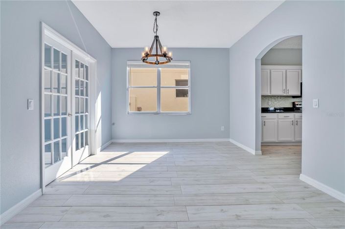 Image No.6-4 Bed House for sale