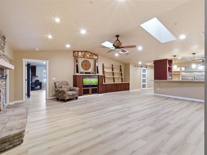 Image No.16-4 Bed House for sale