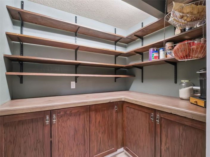 Image No.22-4 Bed House for sale