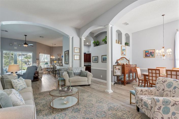 Image No.11-4 Bed House for sale