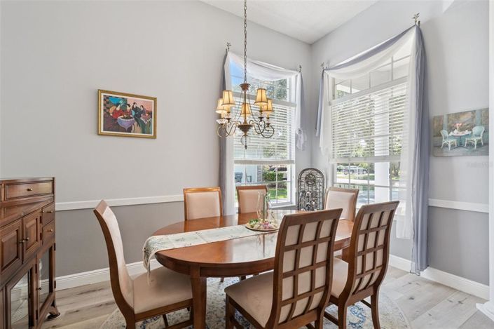 Image No.12-4 Bed House for sale