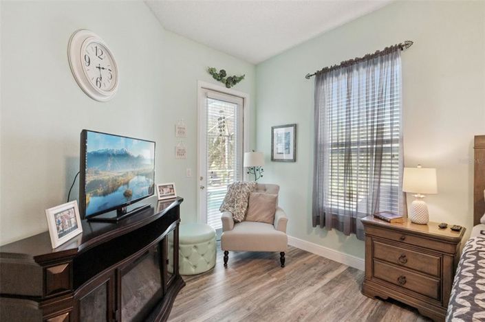 Image No.24-4 Bed House for sale