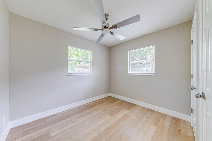 Image No.17-3 Bed House for sale